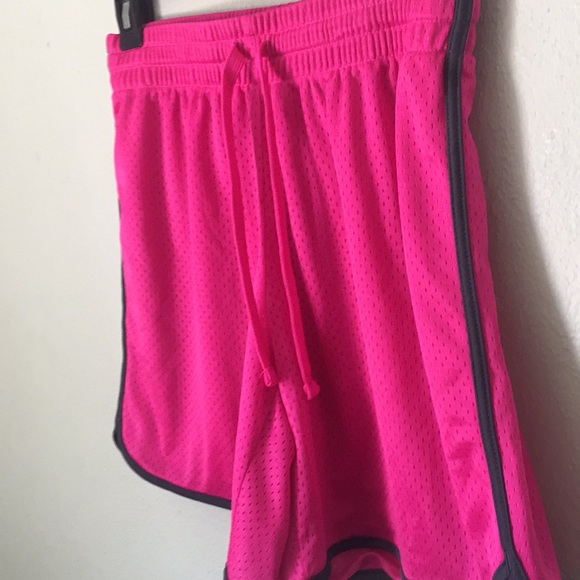 ✨ Pink Shorts✨ - Picture 2 of 2